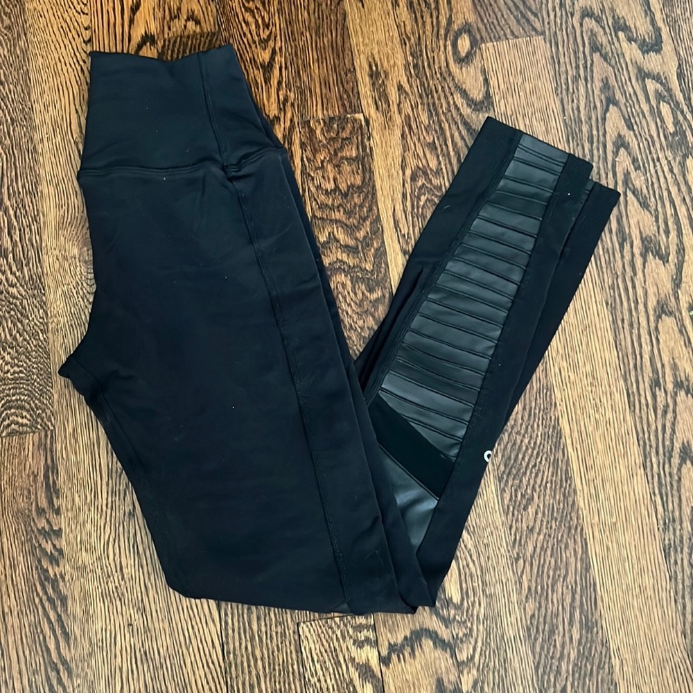 Alo Moto Leggings